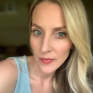 Meet your Posher, Karin